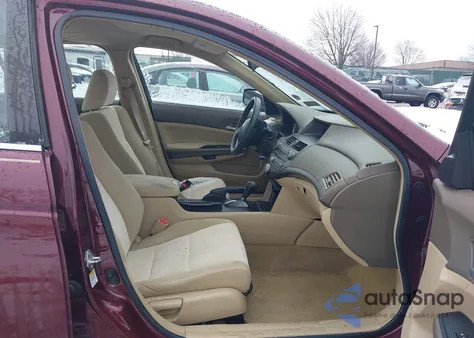 2008 Honda Accord 2.4 Lx из США, поврежденный, VIN 1HGCP26308A008502